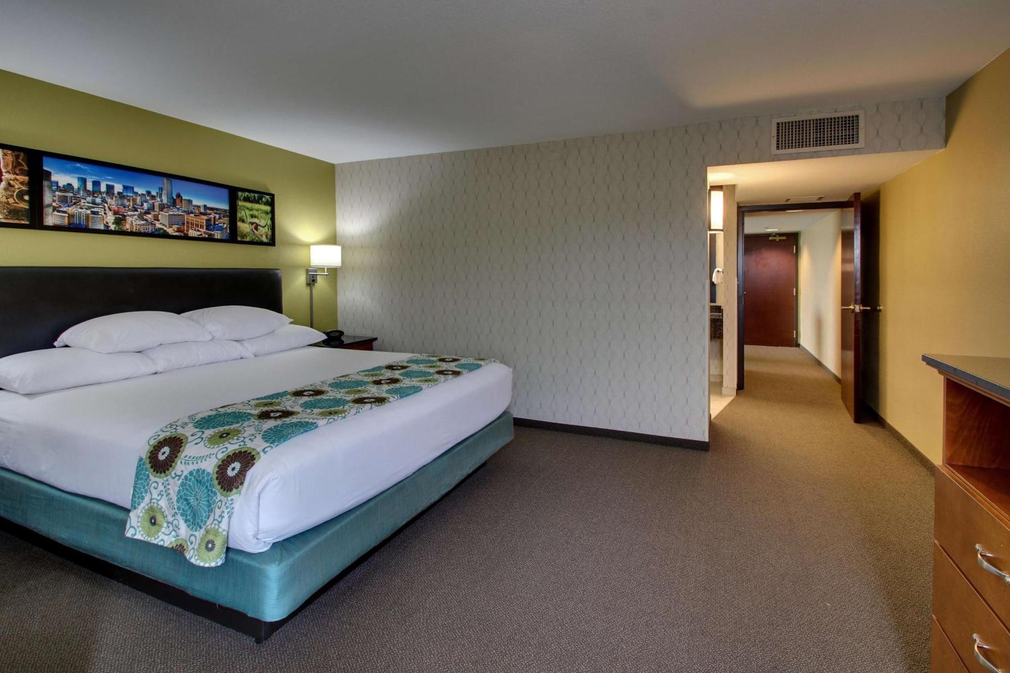 Drury Inn & Suites Houston Galleria Exterior photo